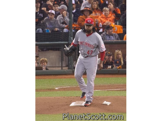 Ow! My Back! Cueto Injured After 8 Pitches (2012-10-06)